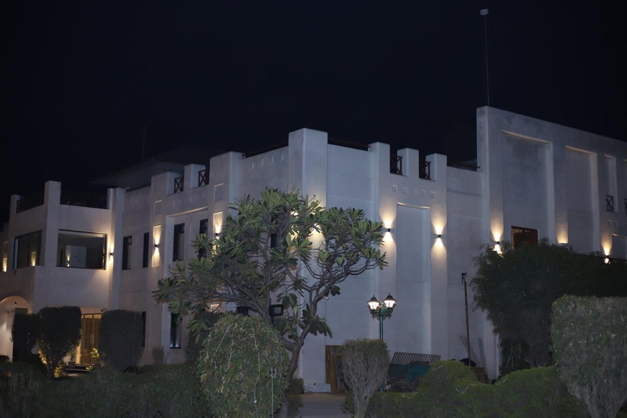 מיראט Pink Villa Boutique Hotel מראה חיצוני תמונה